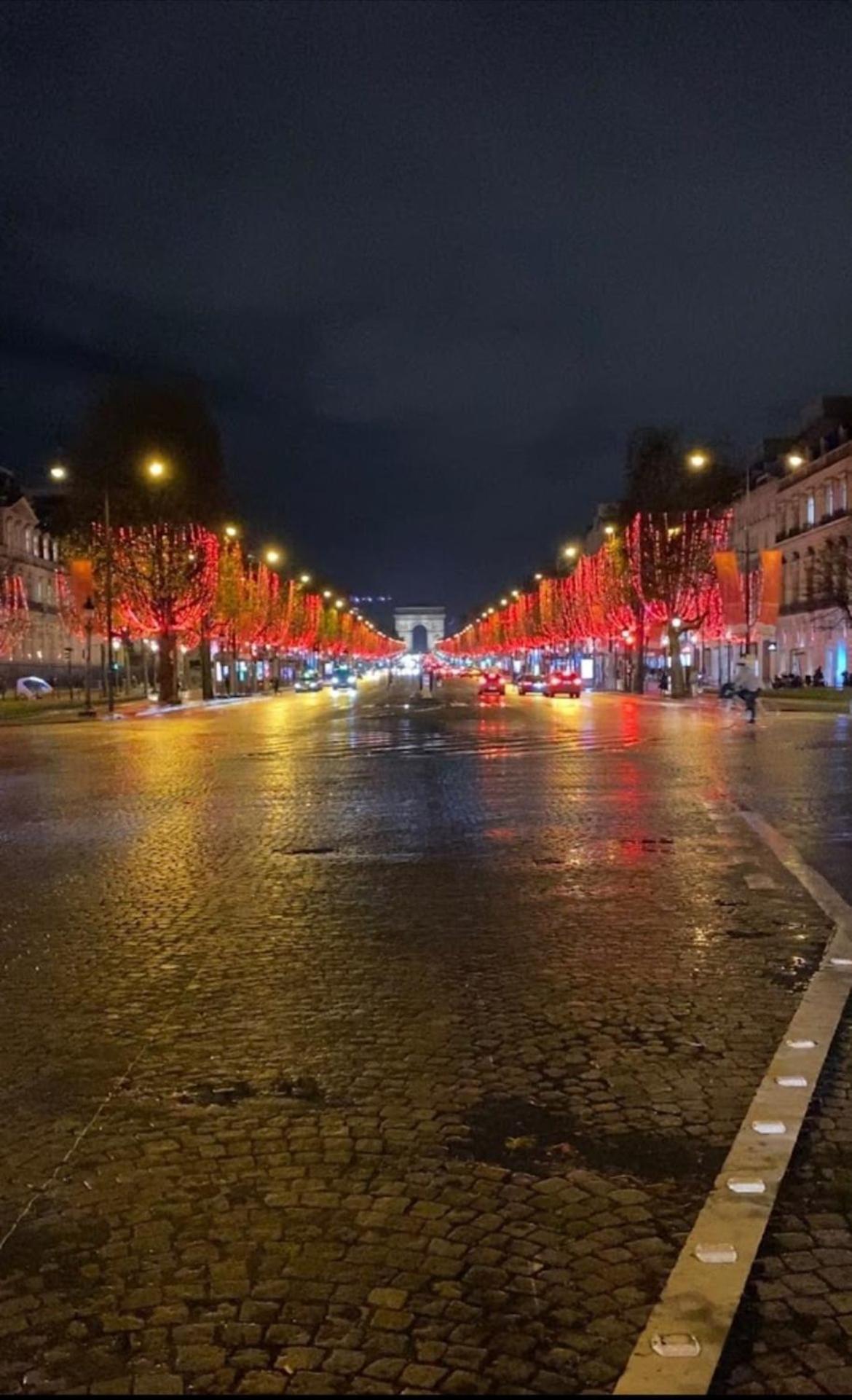 Champs-elysees 8e * Paris