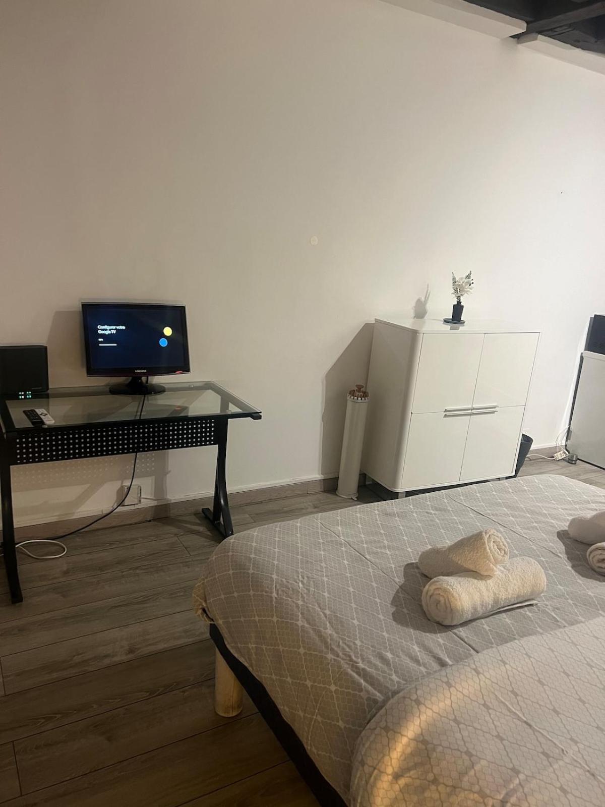 Apartment Champs-elysees 8e *
