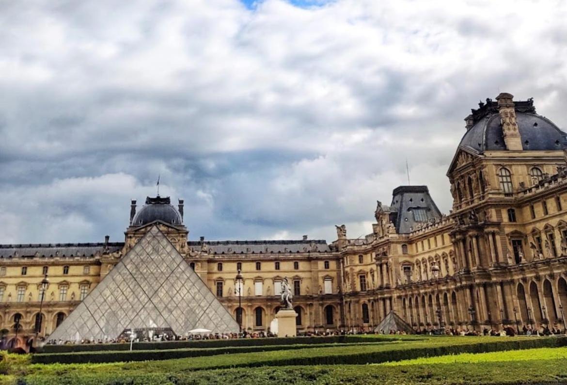 Apartment Champs-elysees 8e *